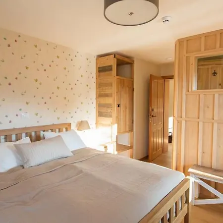 Butterfly فندق مبيت وإفطار 3*